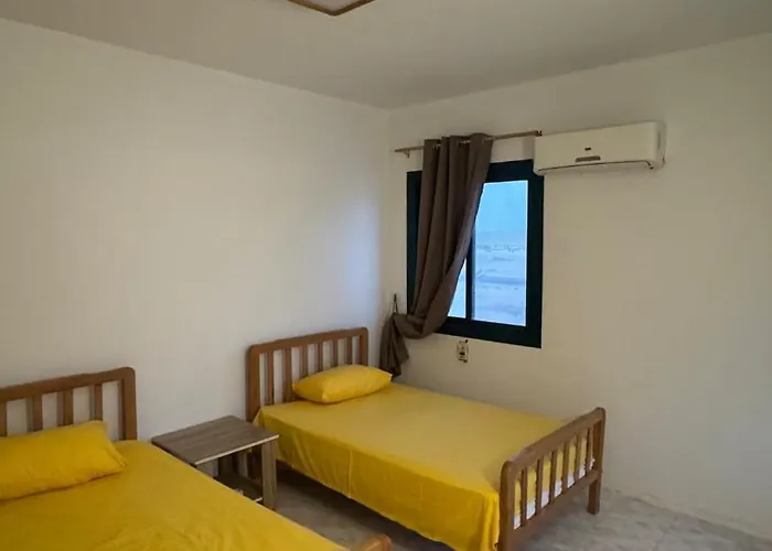 شاليه Authentic Cozy Near The رأس سدر